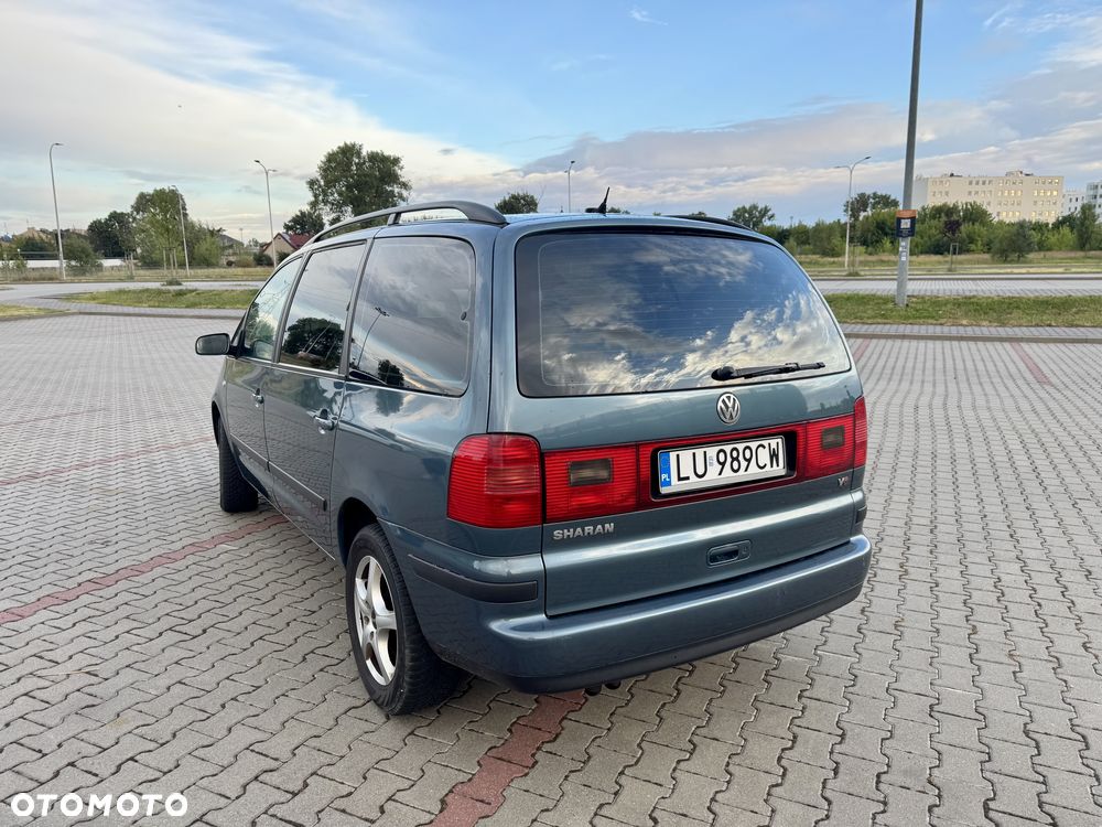 Volkswagen Sharan 2.8 V6 Comfortline - 3