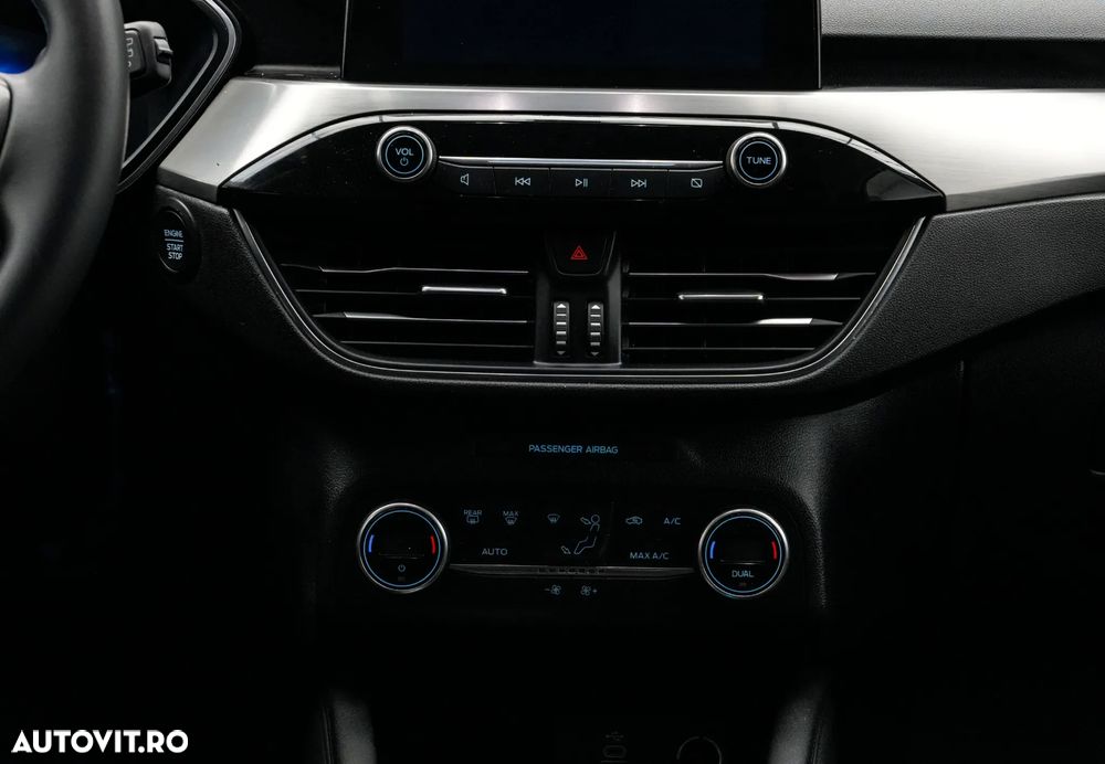 Ford Kuga 2.5 Duratec FHEV AWD ST Line - 22