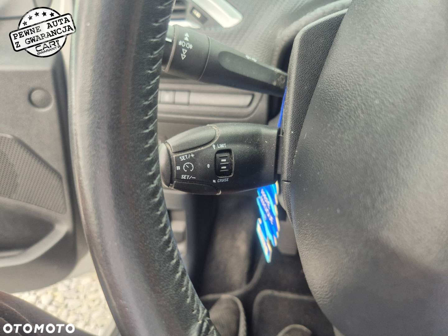 Peugeot 208 - 34
