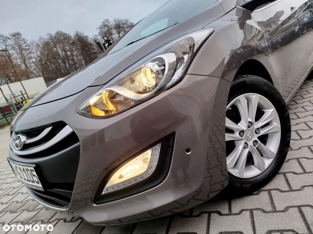 Hyundai i30 1.6 Premium - 3