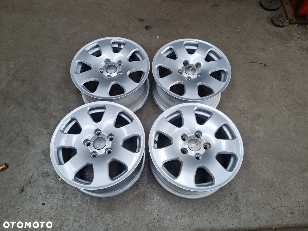 4x Felgi Aluminiowe AUDI 7x15 5x112 ET39 8E0601025 ORYGINAŁ - 1