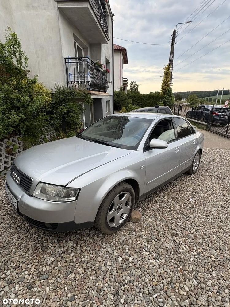 Audi A4 Limousine 1.8T - 1