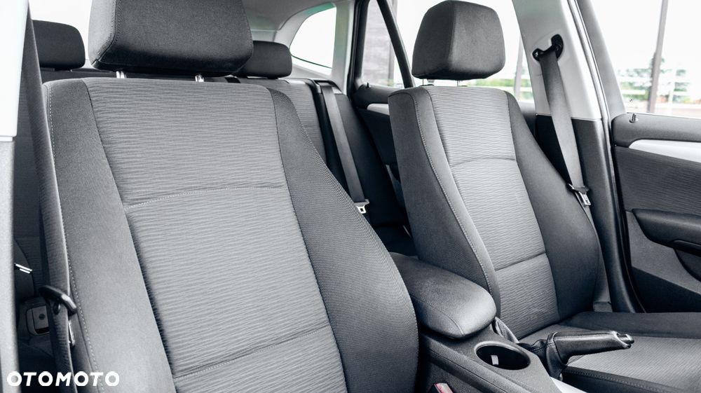 Nissan Qashqai 1.6 Visia - 32