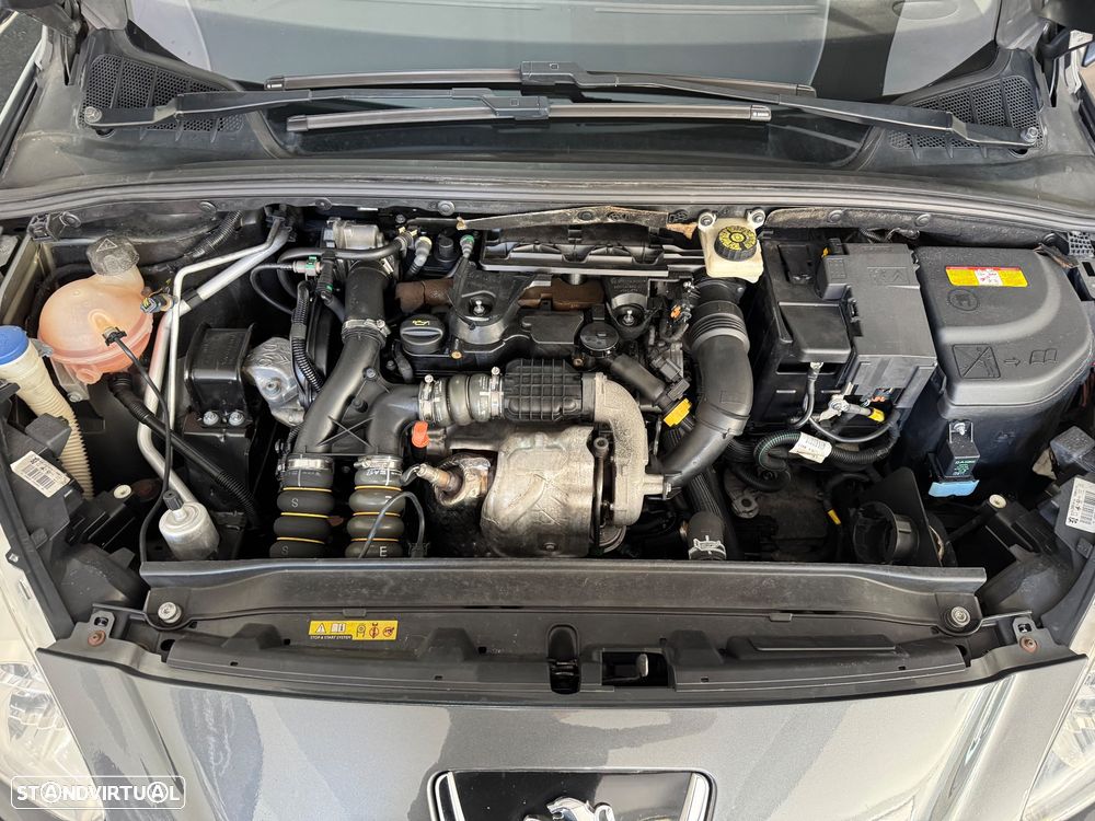 Peugeot 308 SW 1.6 HDi Executive - 22