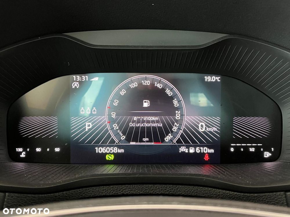 Skoda Karoq 2.0 TDI SCR 4x2 Style DSG - 20