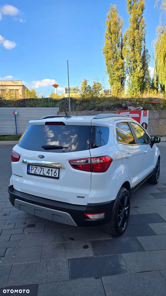 Ford EcoSport - 4