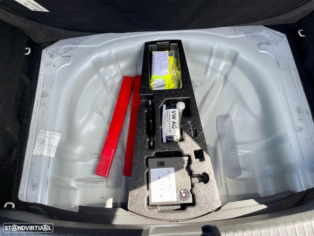 SEAT Leon 1.6 TDI Reference Ecomotive - 11