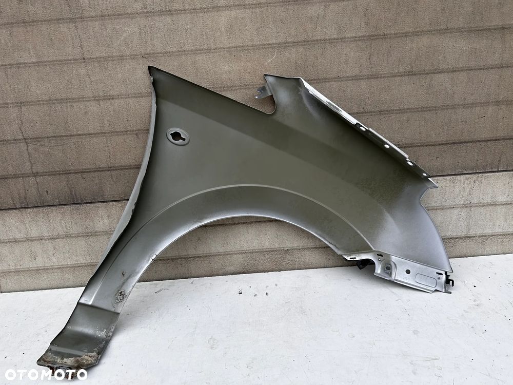 OPEL MERIVA A BŁOTNIK PRZÓD PRZEDNI LEWY SREBRNY - 2
