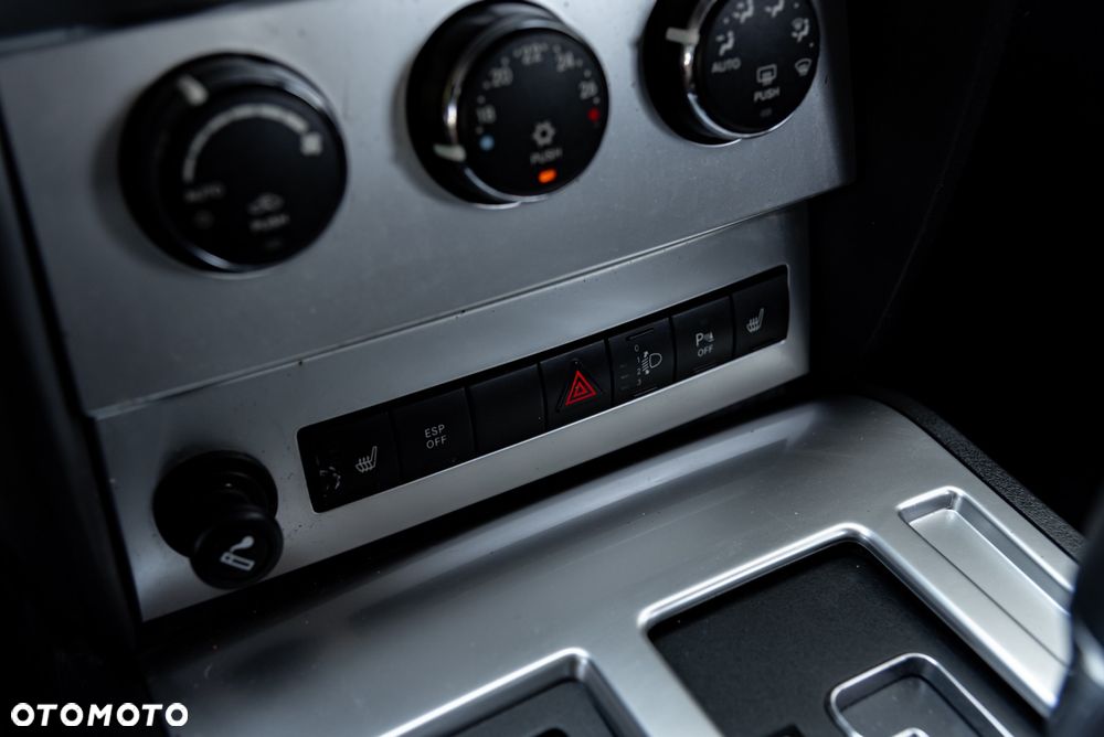 Dodge Nitro 4.0 Automatik R/T - 36