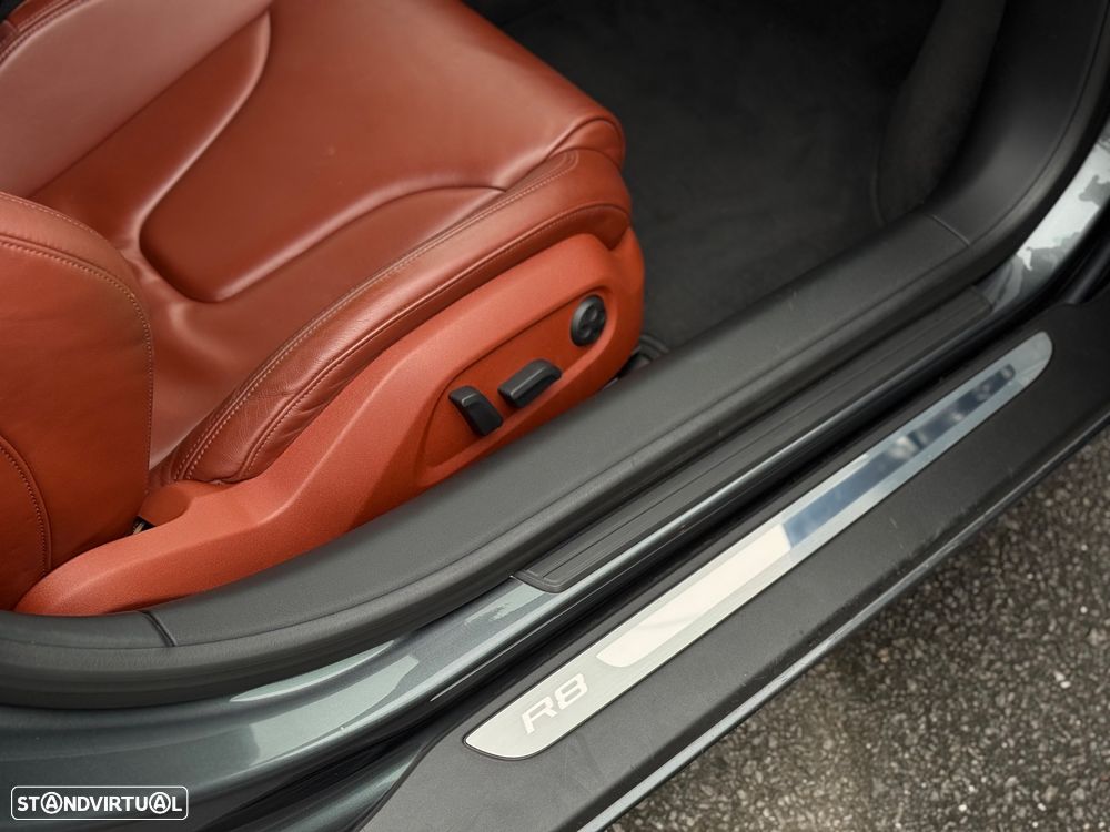 Audi R8 Coupé 4.2 FSI quattro R tronic - 20