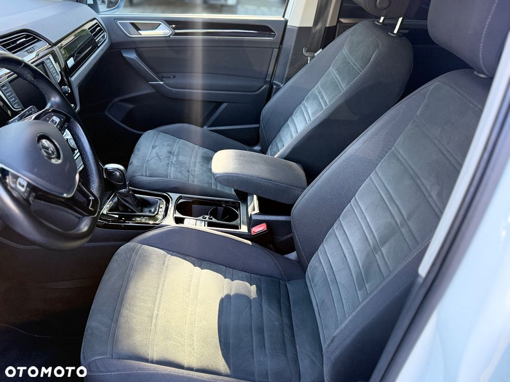 Volkswagen Touran 2.0 TDI SCR (BlueMotion Technology) DSG Highline - 11