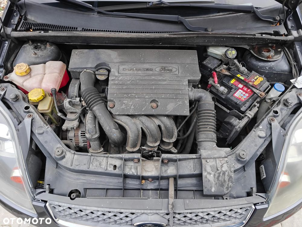 Ford Fiesta 1.4 Ghia - 18