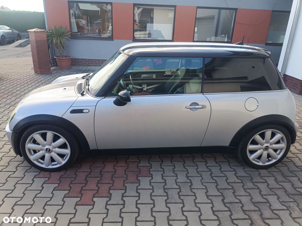 MINI Cooper Standard - 3