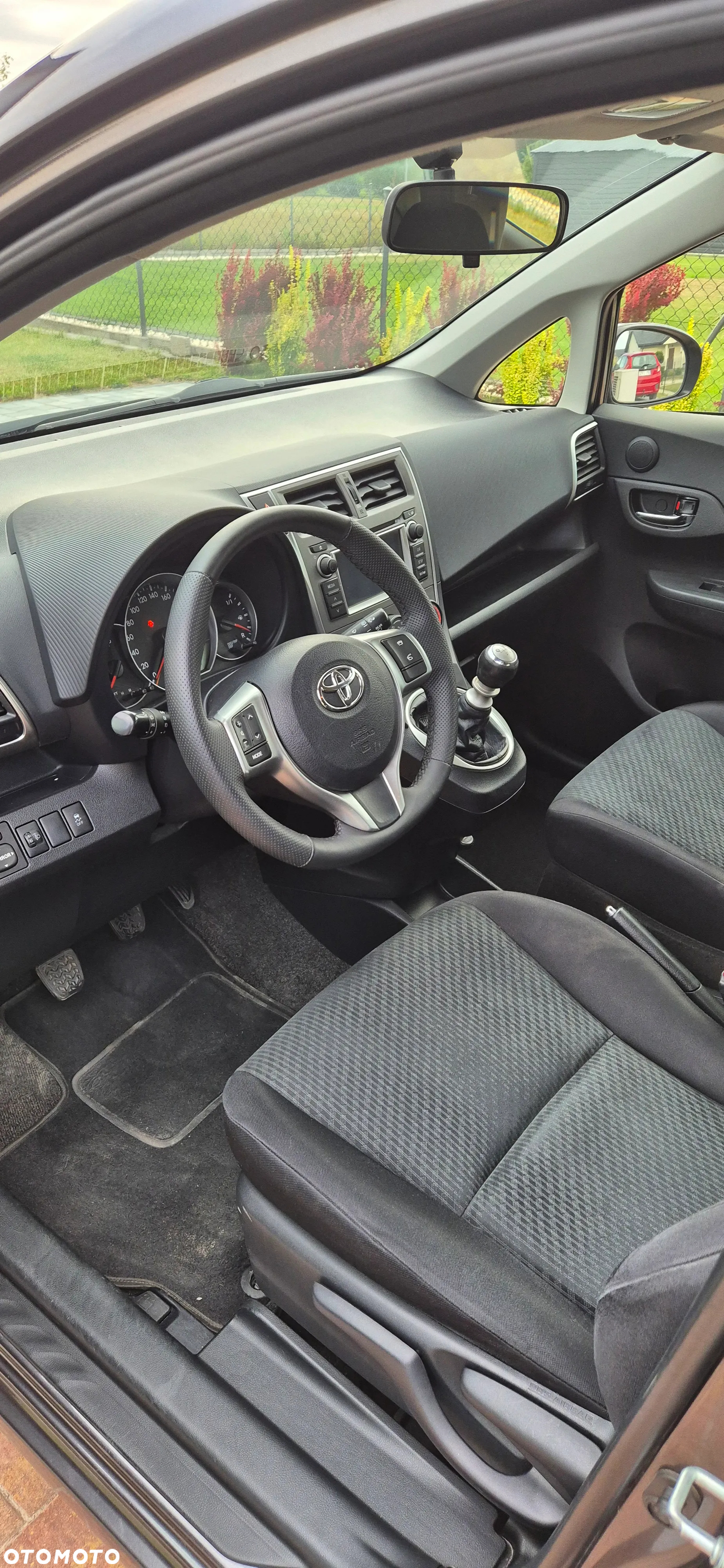Toyota Verso S 1.4 D-4D - 11