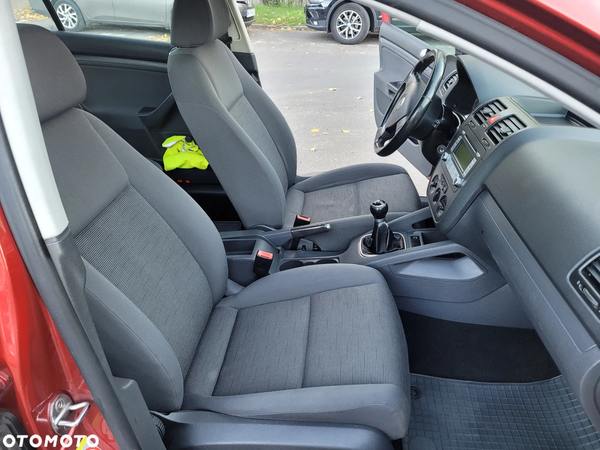 Volkswagen Golf - 12