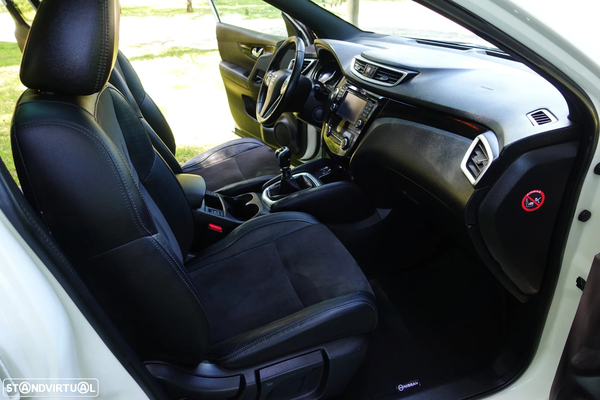 Nissan Qashqai 1.6 dCi N-Connecta 18 - 50