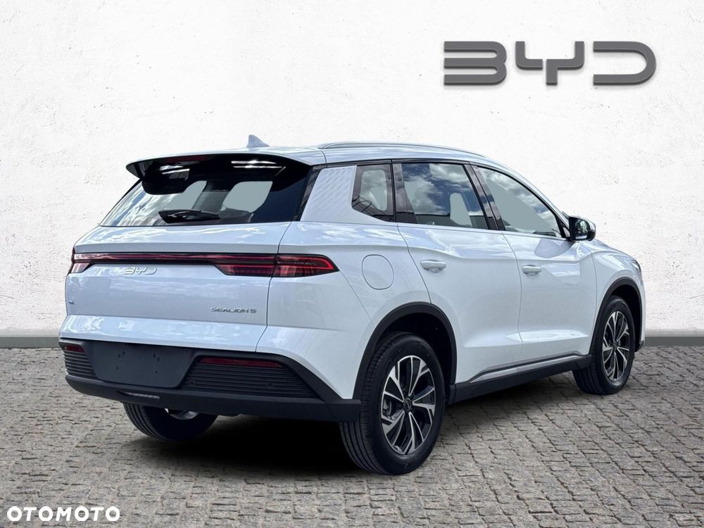 BYD Sealion 5 - 5