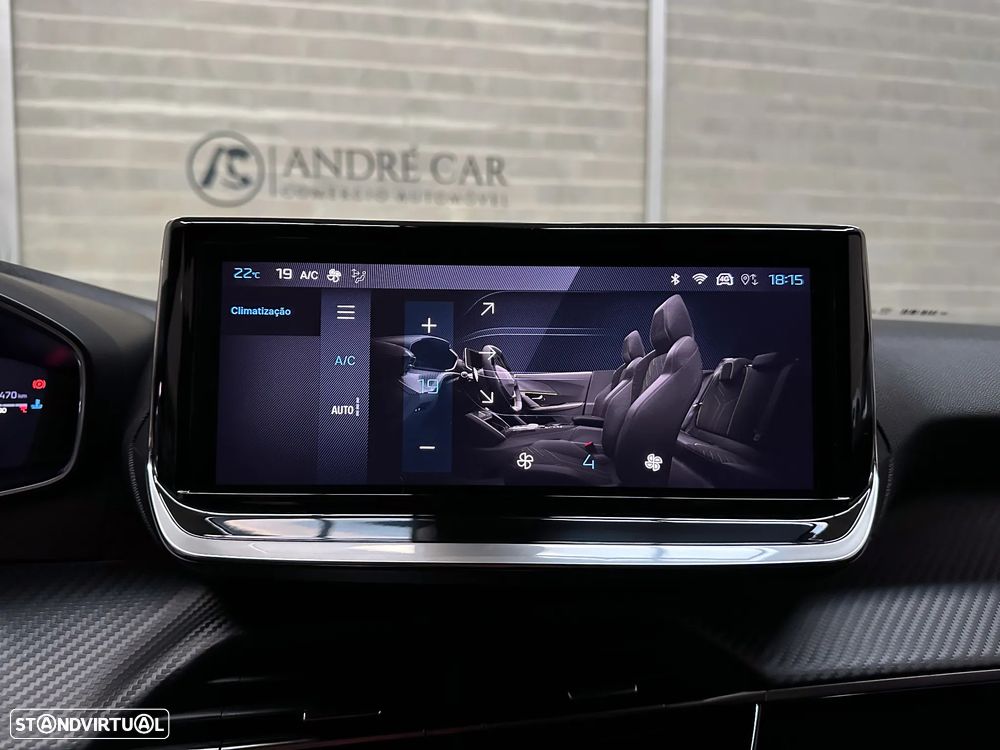 Peugeot 2008 1.2 PureTech Allure - 16