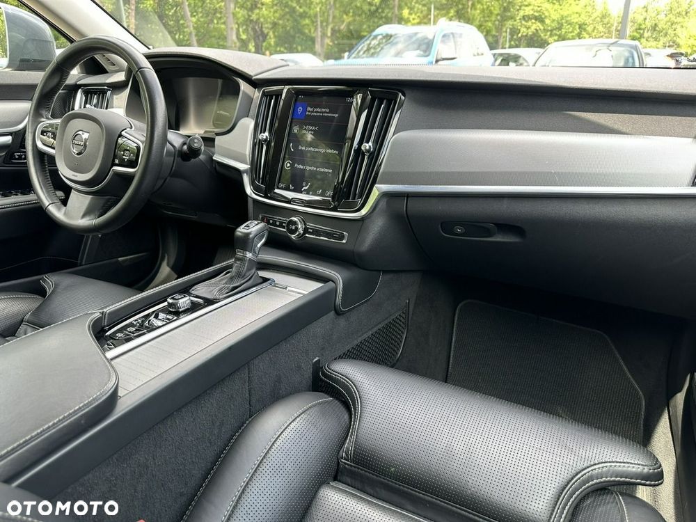 Volvo V90 Cross Country D5 SCR AWD Pro - 22