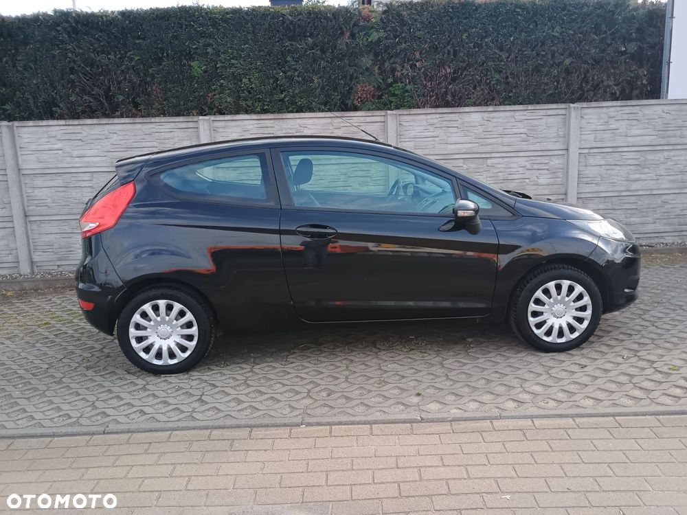 Ford Fiesta 1.25 Trend - 16