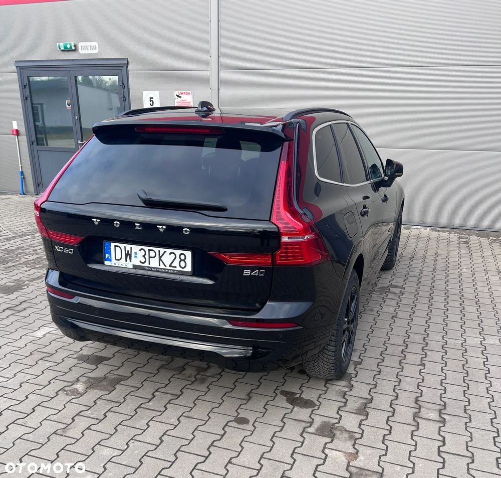 Volvo XC 60 D4 AWD Momentum - 2