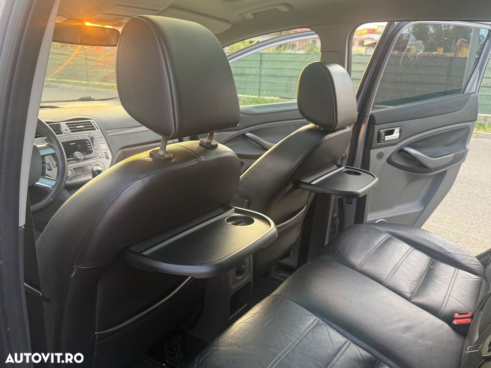 Ford Kuga 2.0 TDCi 4WD Powershift Titanium - 14