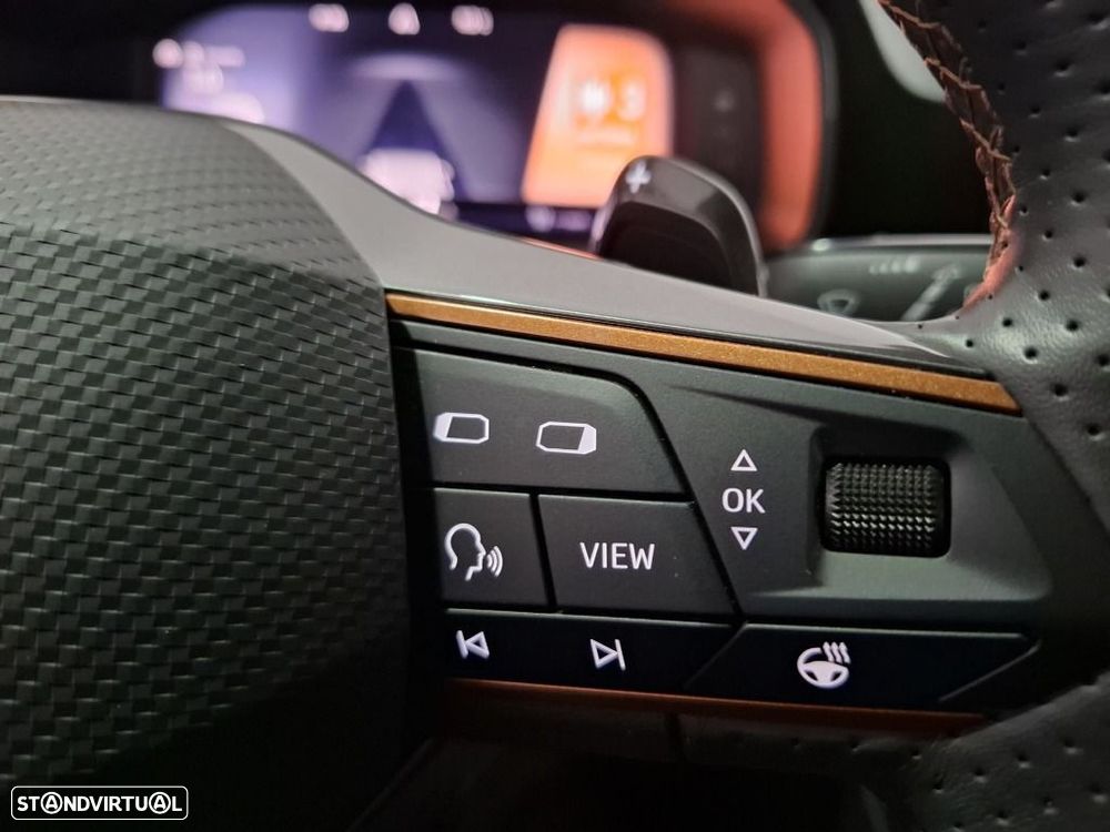 Cupra Leon 1.5 eTSI MID DSG - 25