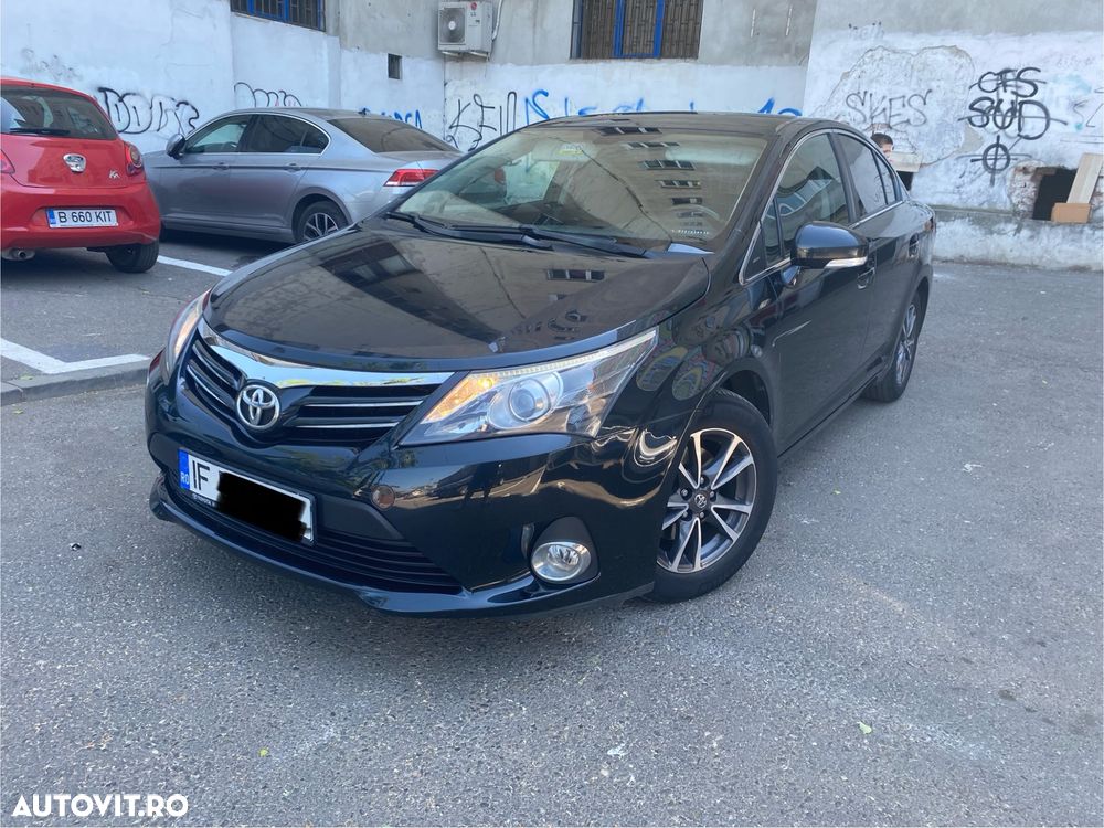 Toyota Avensis 1.8 Multidrive S Executive - 1