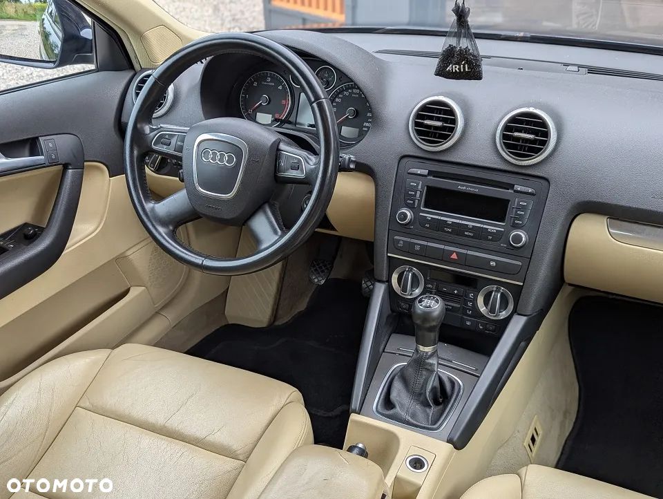Audi A3 Sportback 2.0 TDI DPF S line Sportpaket - 16