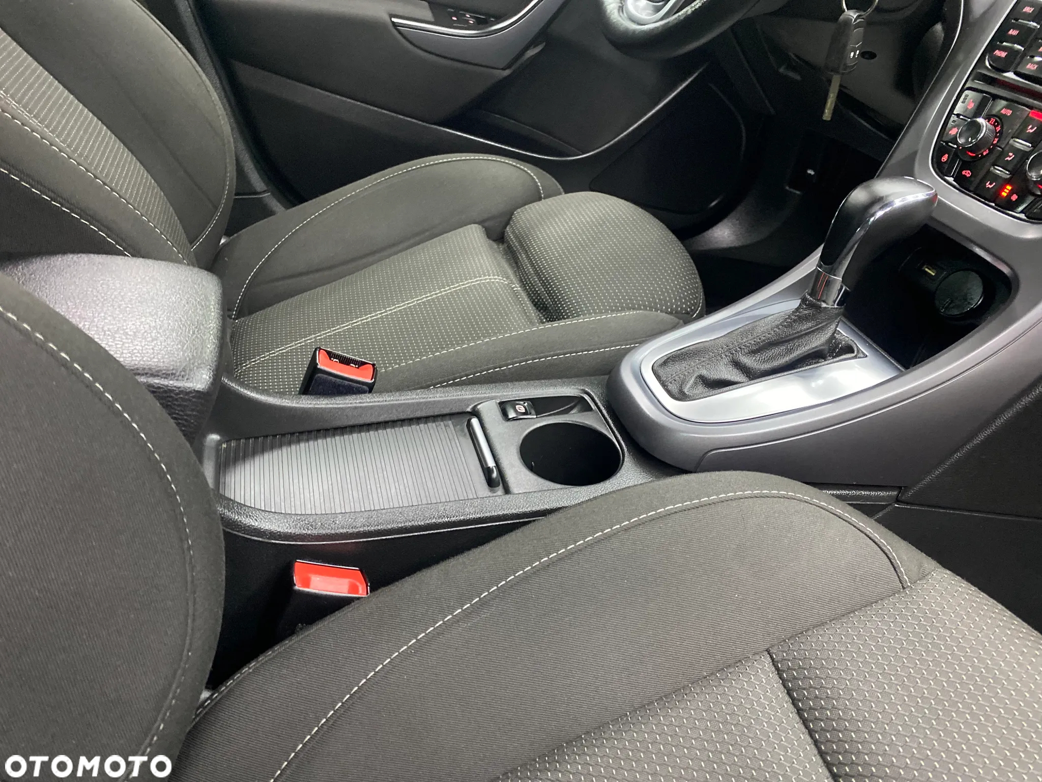 Opel Astra 1.4 Turbo Automatik ENERGY - 19