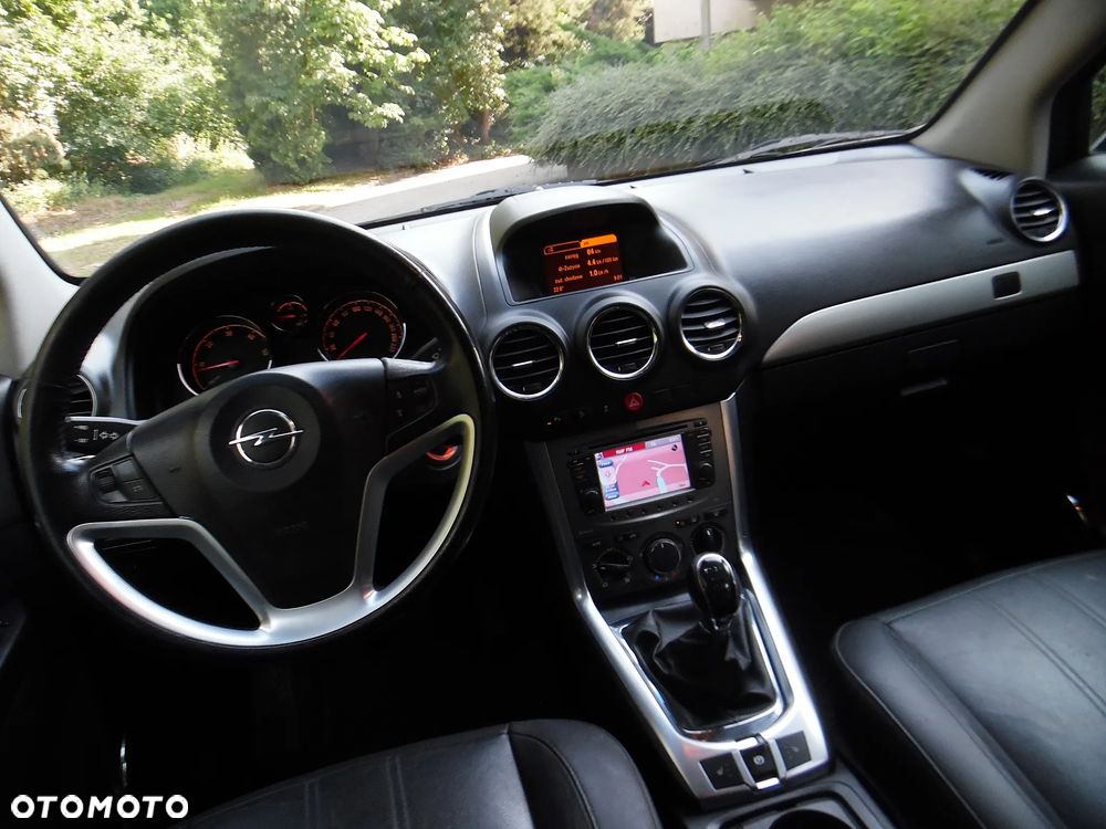 Opel Antara - 24