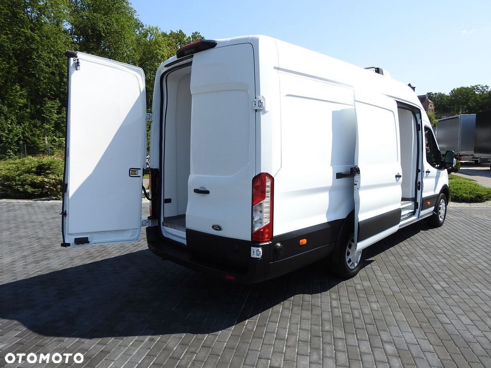 Ford TRANSIT FURGON CHŁODNIA 0*C FUNKCJA GRZANIA TEMPOMAT KLIMATYZACJA LEDY  130KM - 4