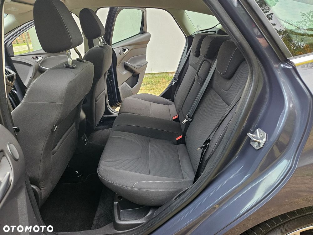 Ford Focus 1.6 Titanium - 34