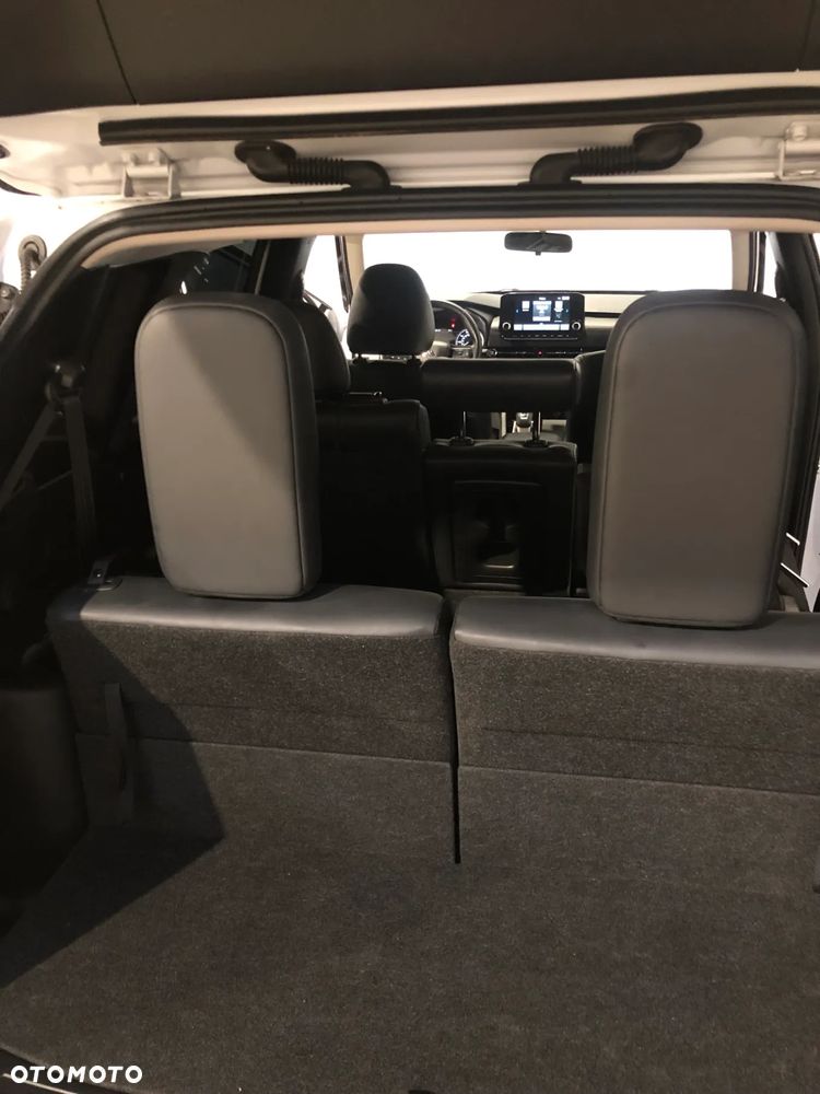 Mitsubishi Outlander - 29