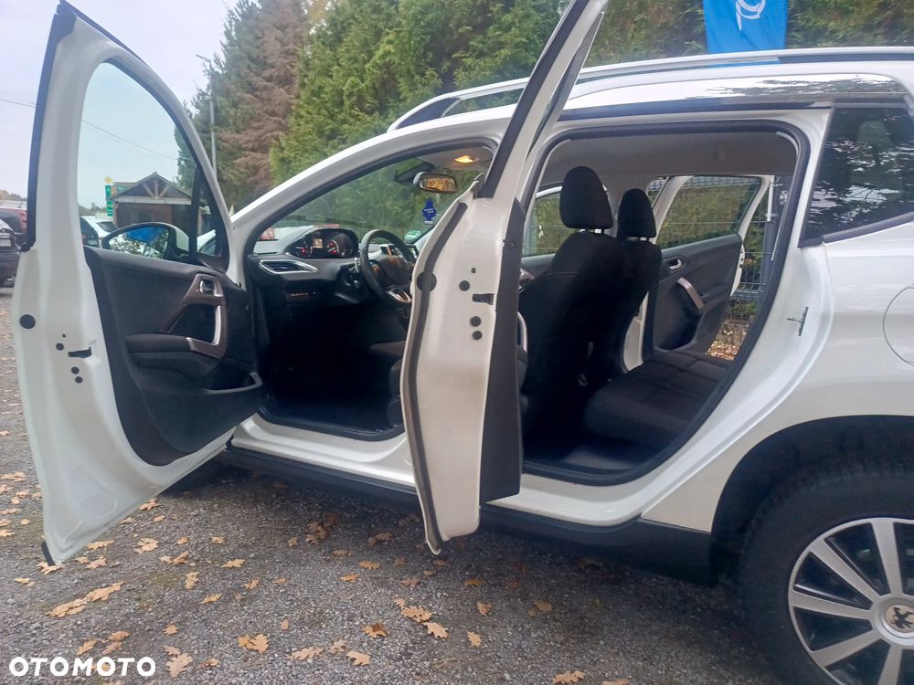 Peugeot 2008 - 24