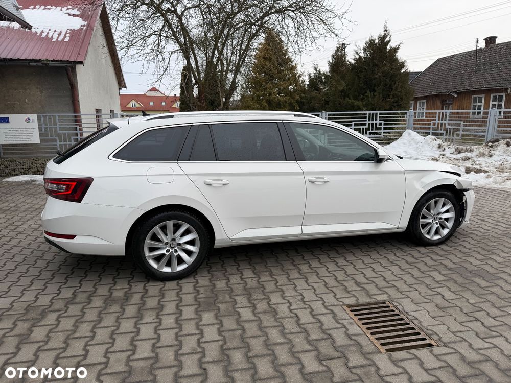 Skoda Superb 2.0 TDI Style DSG - 7