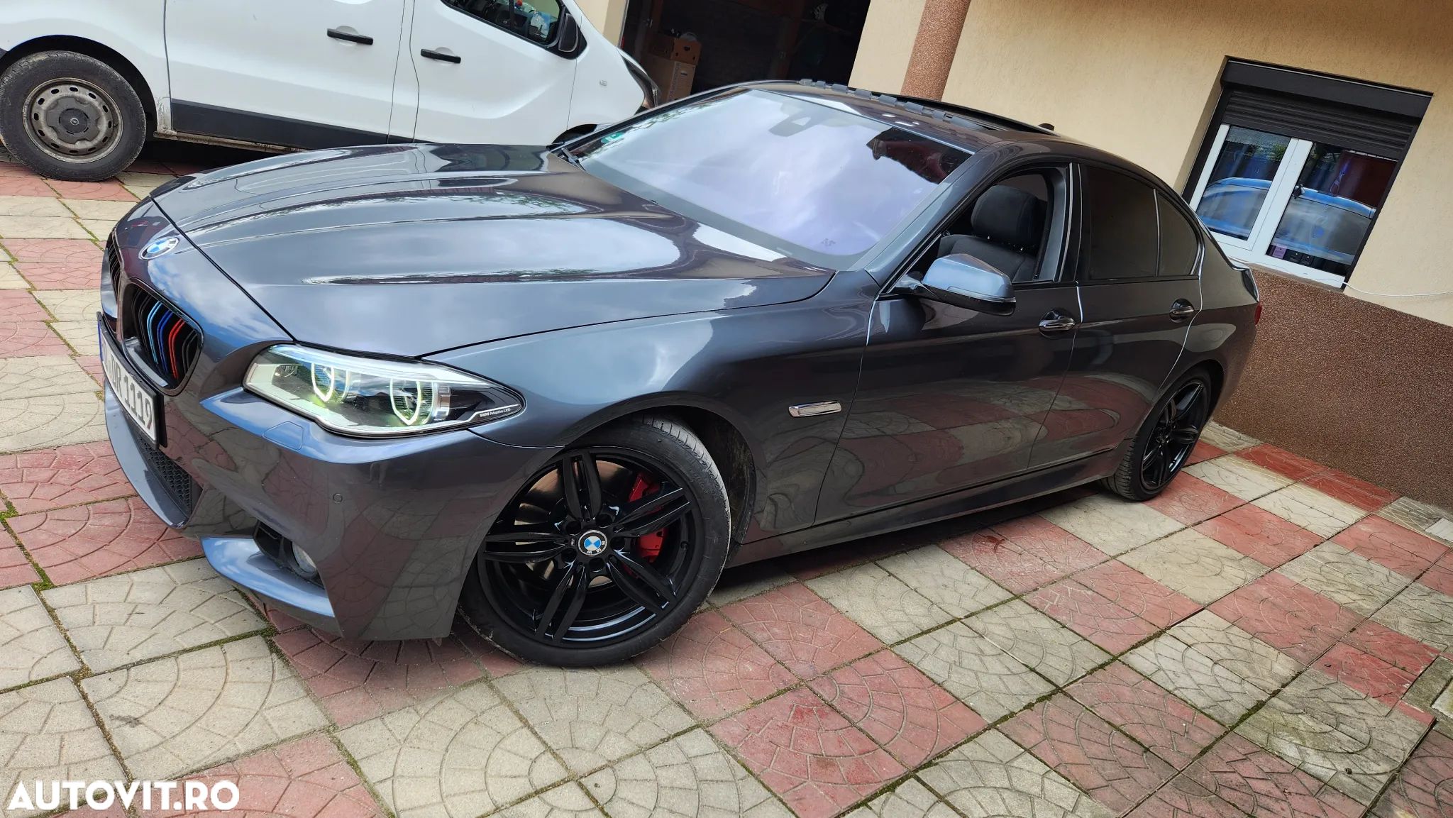 BMW Seria 5 525d Aut. - 1