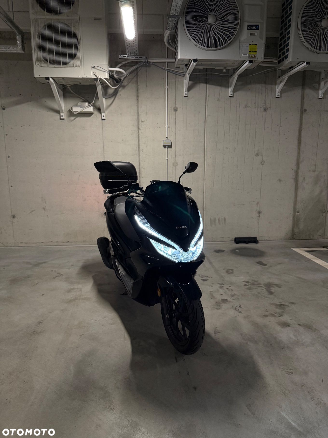 Honda PCX - 1