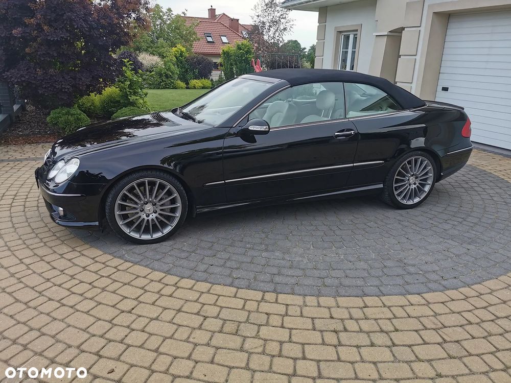 Mercedes-Benz CLK - 13