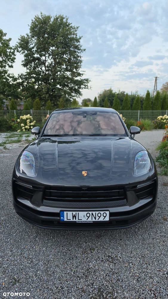 Porsche Macan T - 2