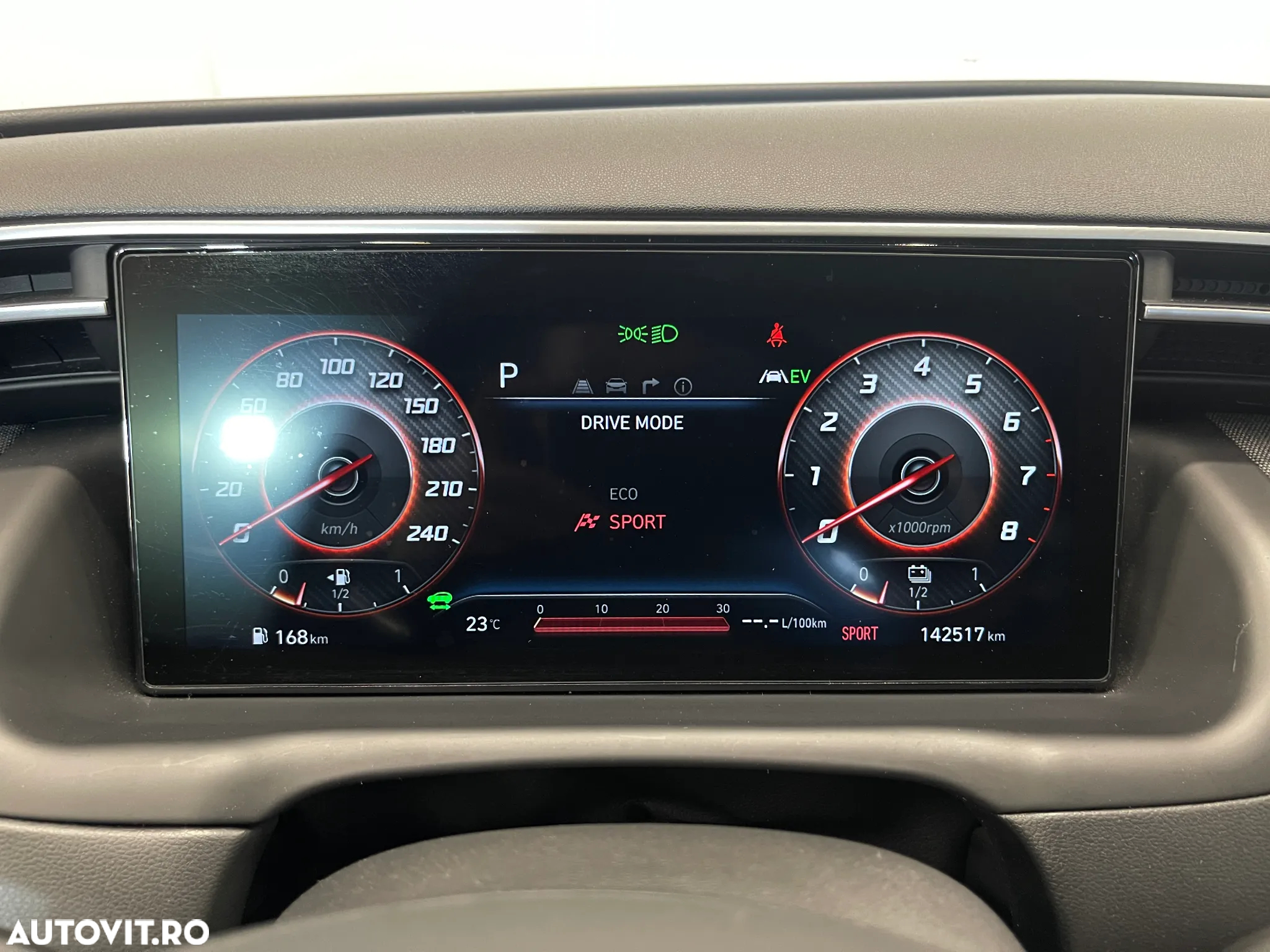 Hyundai Tucson - 37
