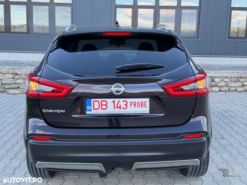 Nissan Qashqai 1.3 DIG-T N-CONNECTA - 17