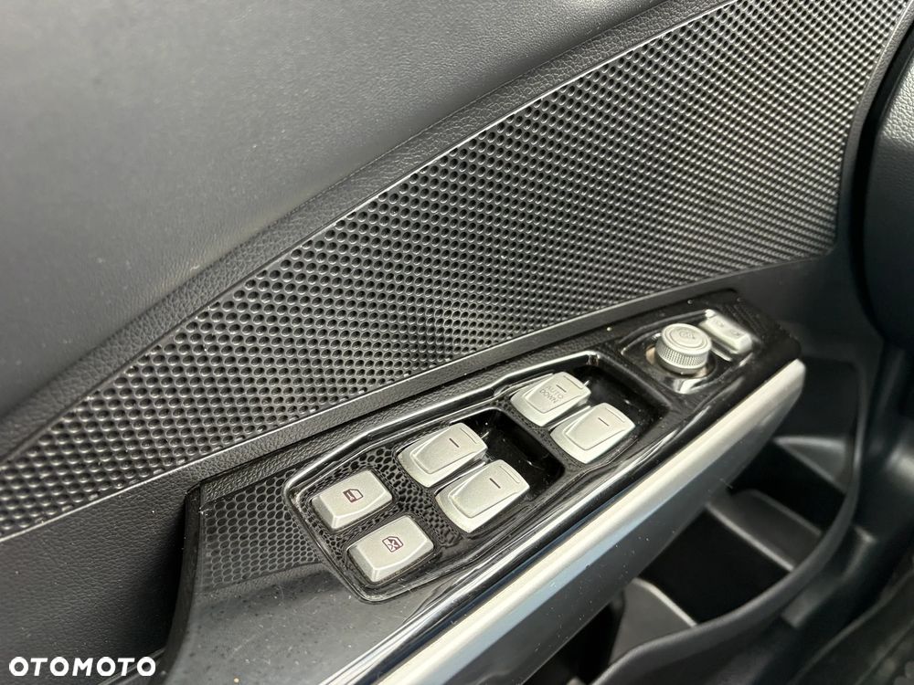 SsangYong/KGM Tivoli 1.6 Quartz - 11