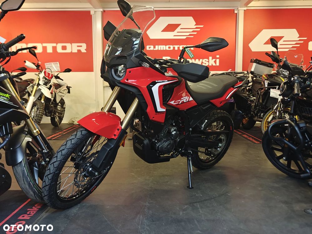 QJMOTOR SRT 300DX - 2