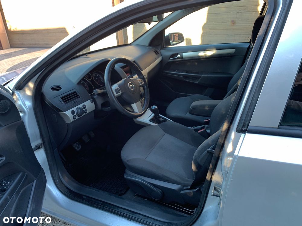 Opel Astra III 1.7 CDTI Enjoy - 14