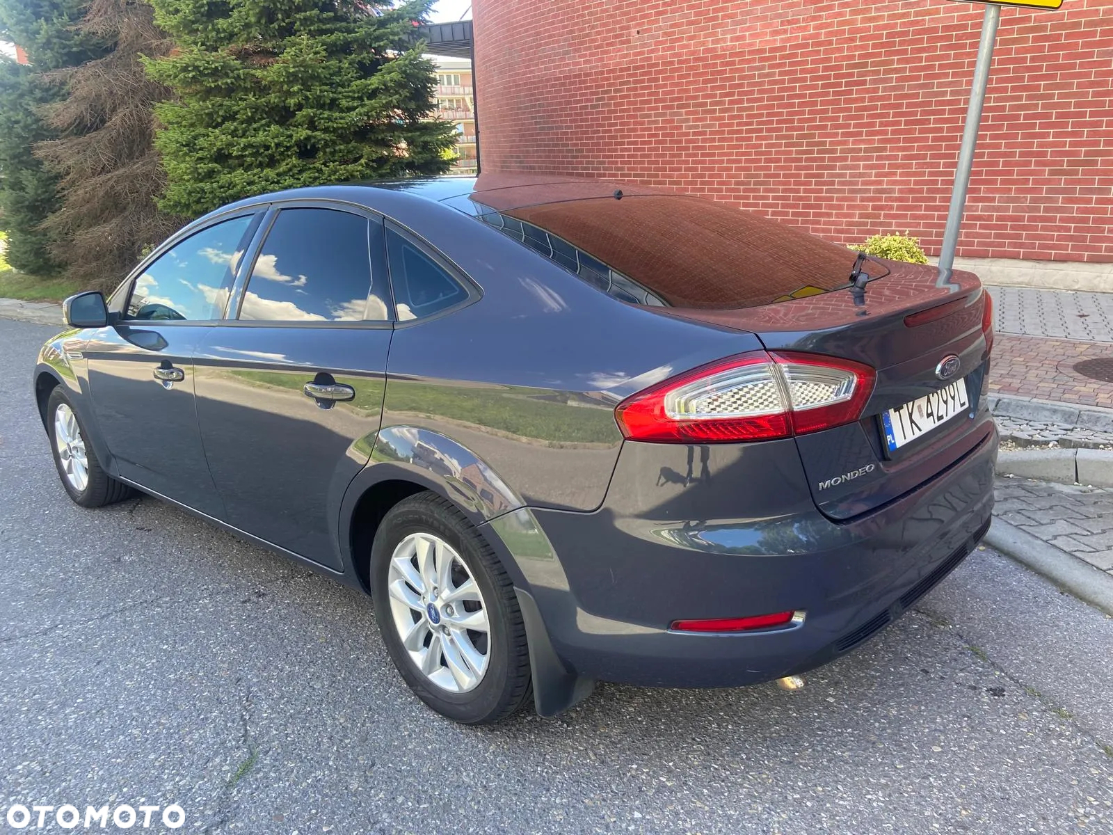 Ford Mondeo 2.0 TDCi Ambiente - 2