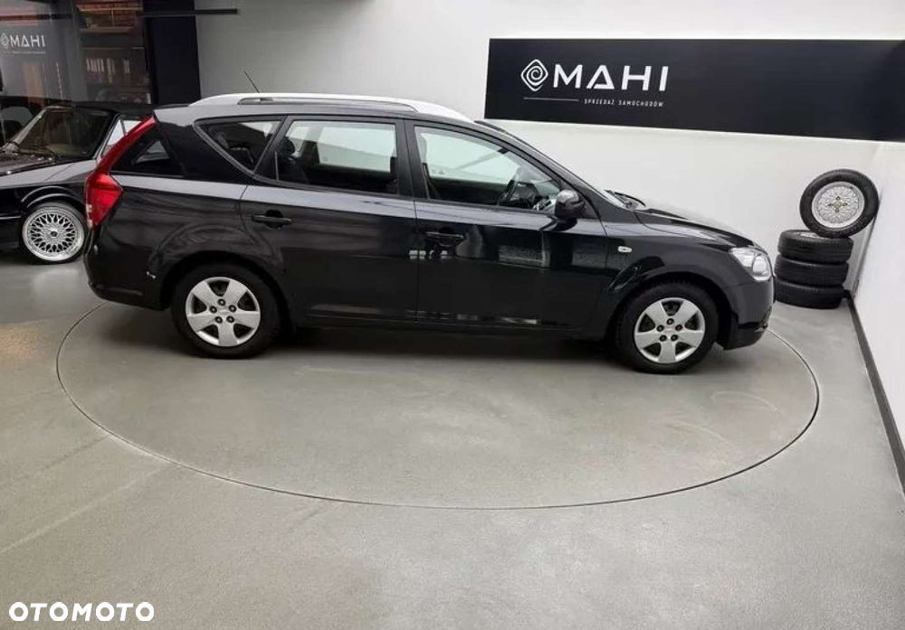 Kia Ceed 1.4 Comfort - 13
