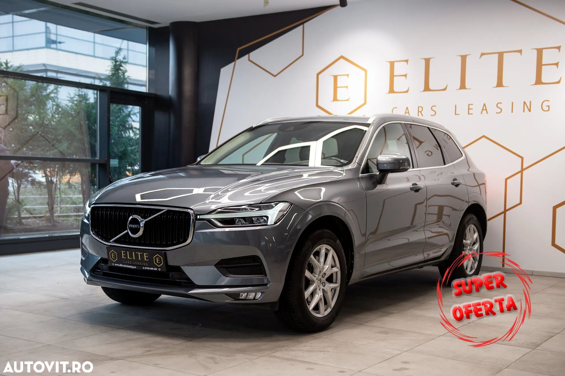 Volvo XC 60 B4 MHEV AWD Momentum Pro - 1