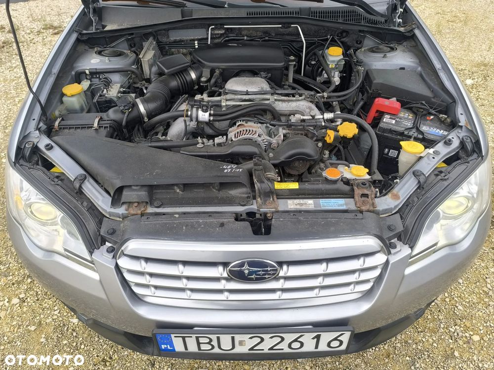 Subaru Legacy - 25