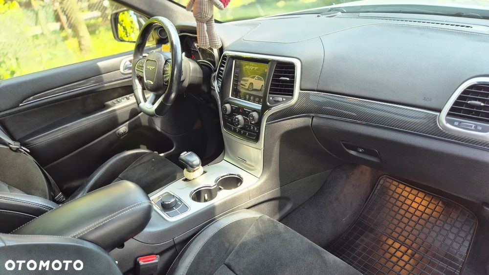 Jeep Grand Cherokee 6.4 V8 SRT8 - 11